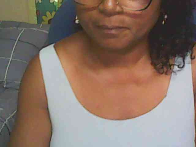 hotmomsexy webcam
