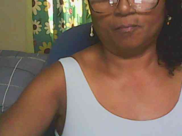 hotmomsexy webcam