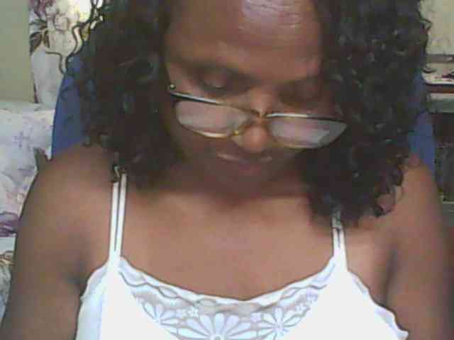 hotmomsexy webcam