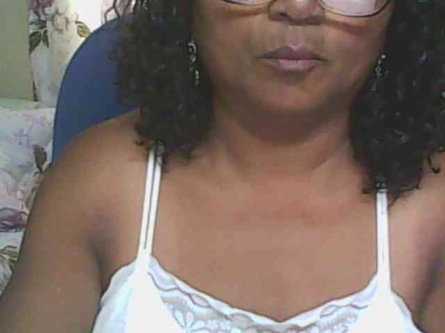 hotmomsexy webcam