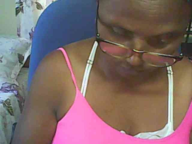 hotmomsexy webcam