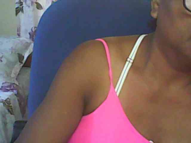 hotmomsexy webcam