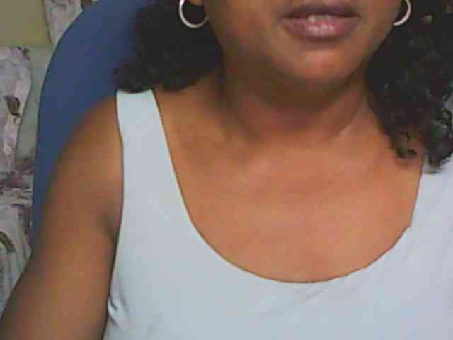 hotmomsexy webcam