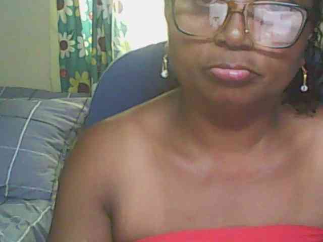 hotmomsexy webcam