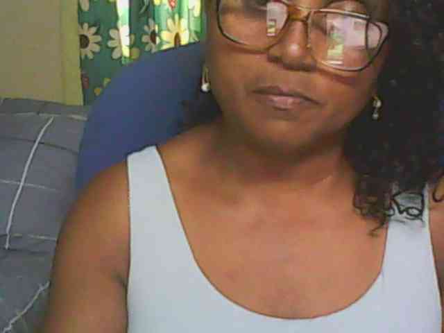 hotmomsexy webcam