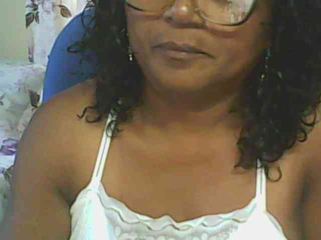 hotmomsexy webcam