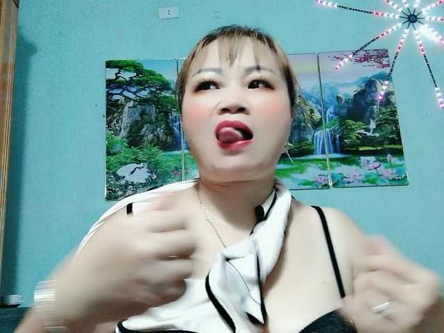 Linhanhsex2k webcam
