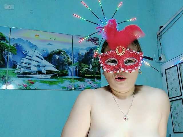 Linhanhsex2k webcam