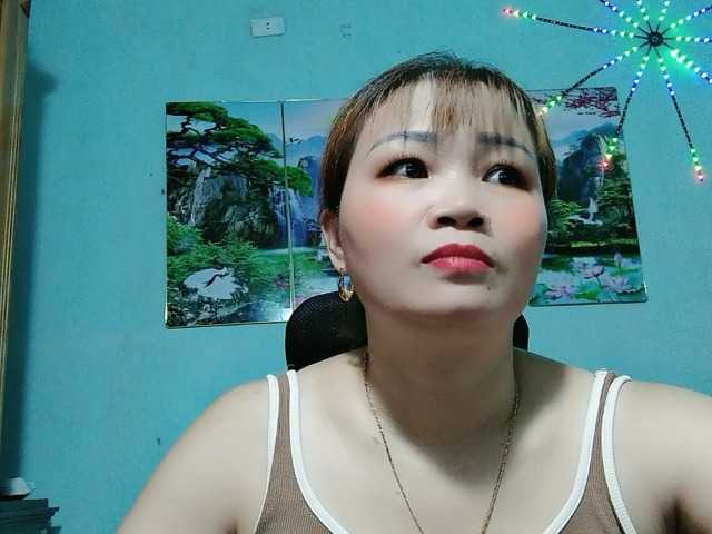 Linhanhsex2k webcam