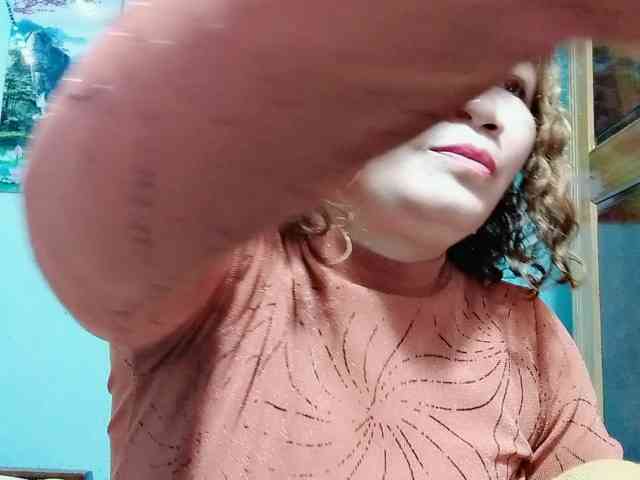 Linhanhsex2k webcam