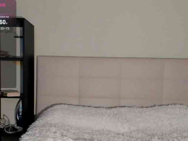 SilasCoraline webcam