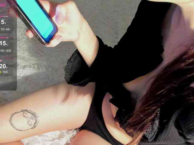 SilasCoraline webcam