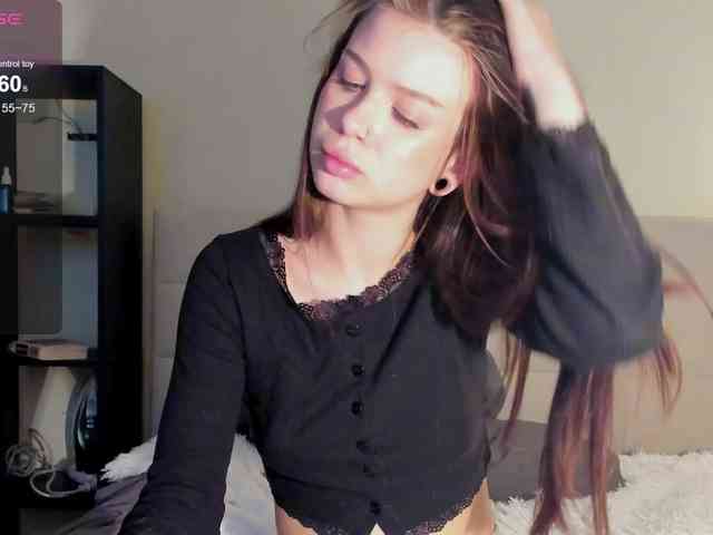SilasCoraline webcam