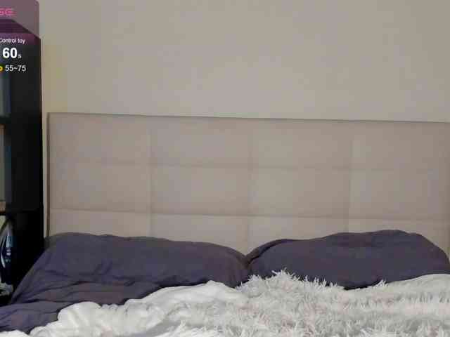 SilasCoraline webcam