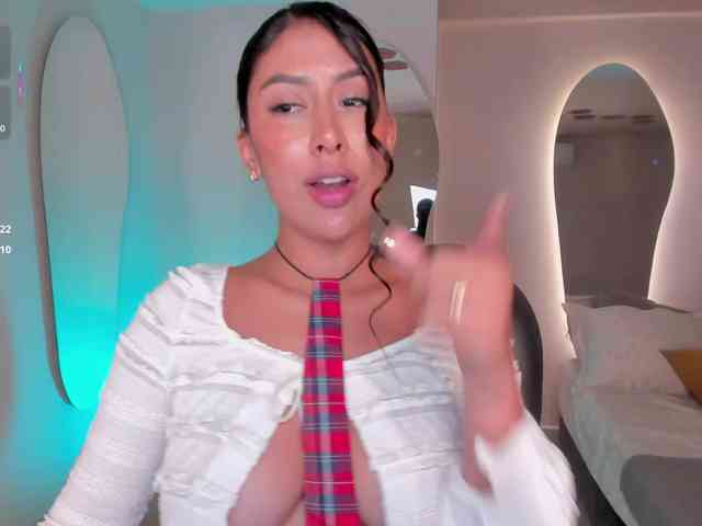 ArianaDumont webcam