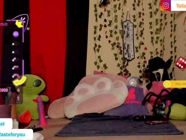 Mila_Monroe webcam