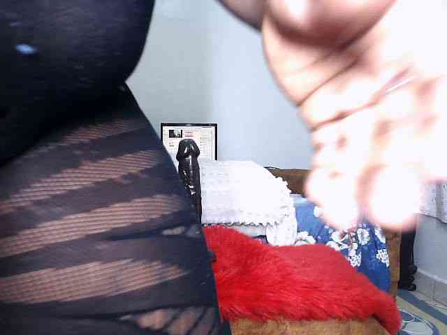 Sexygodess777 webcam