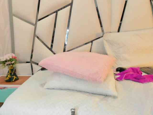 kimberlydaring webcam