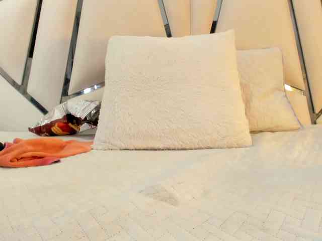 kimberlydaring webcam