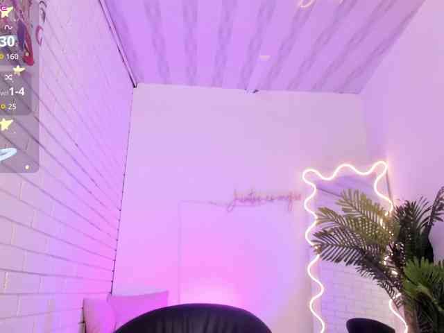 penelope-tay webcam
