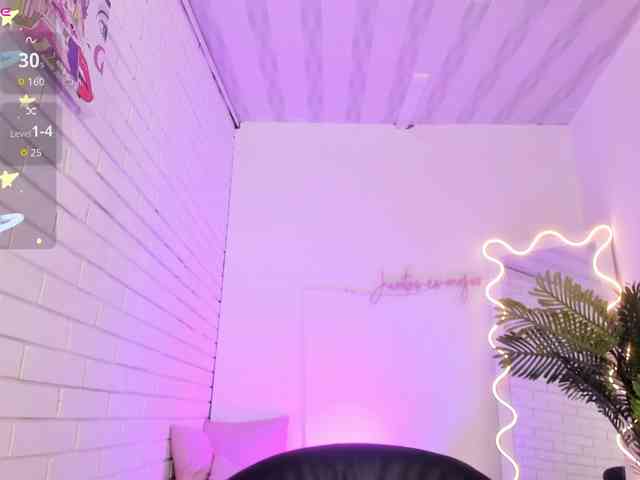 penelope-tay webcam