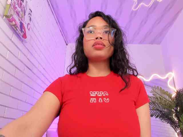 penelope-tay webcam