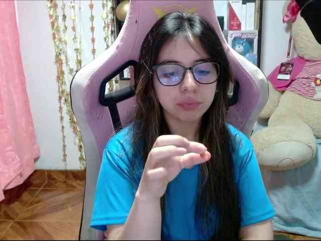 Maggie-Fox webcam