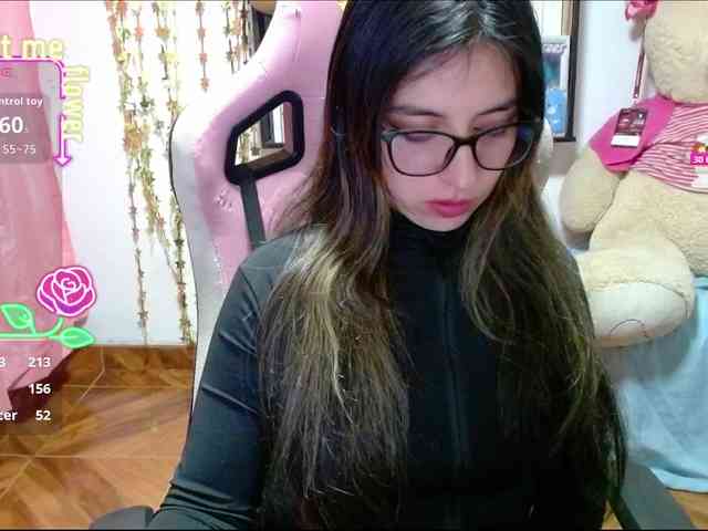 Maggie-Fox webcam