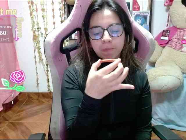 Maggie-Fox webcam