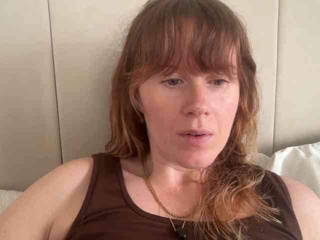 REDHEADROSIE webcam