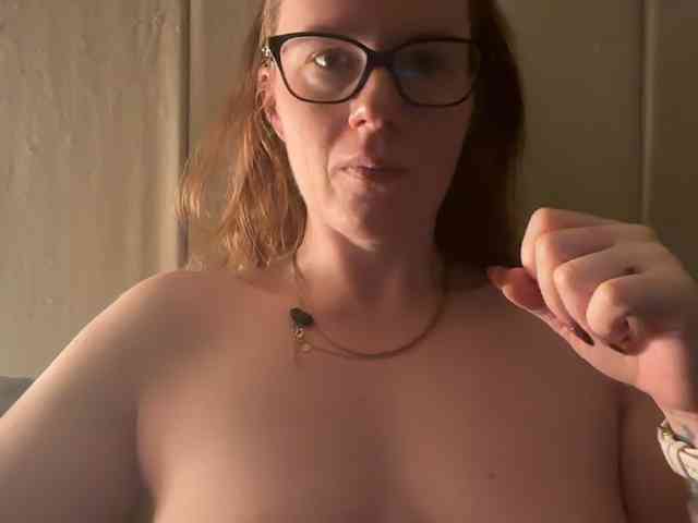 REDHEADROSIE webcam