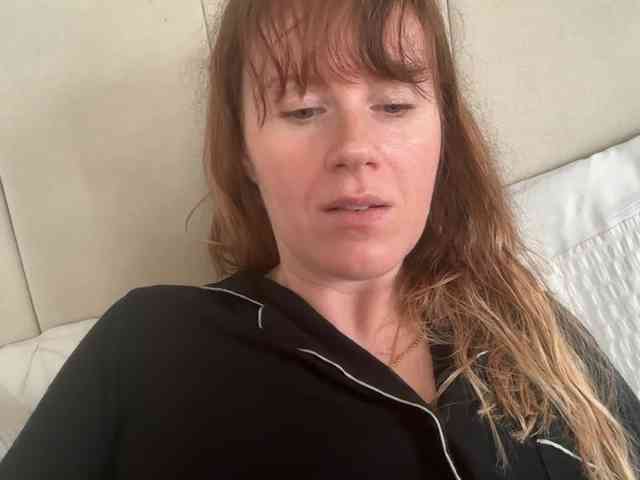 REDHEADROSIE webcam