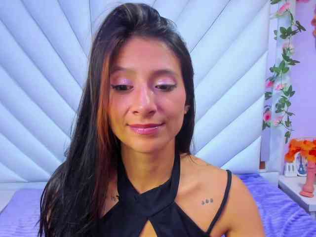 SharlotRodriguez webcam