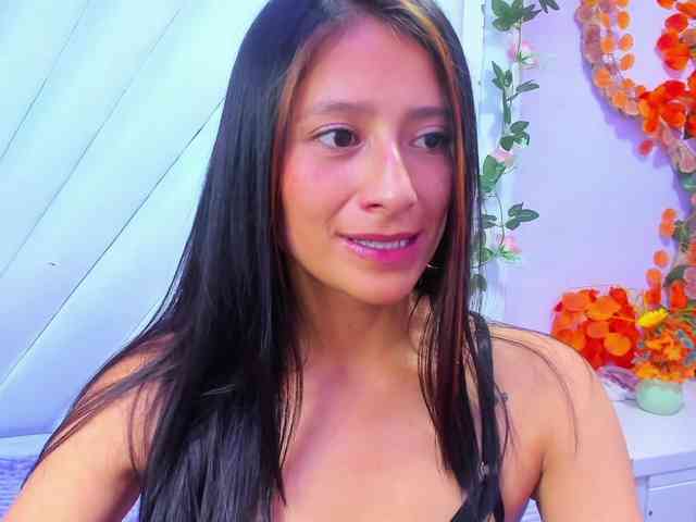 SharlotRodriguez webcam