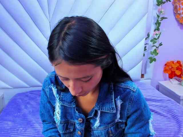 SharlotRodriguez webcam