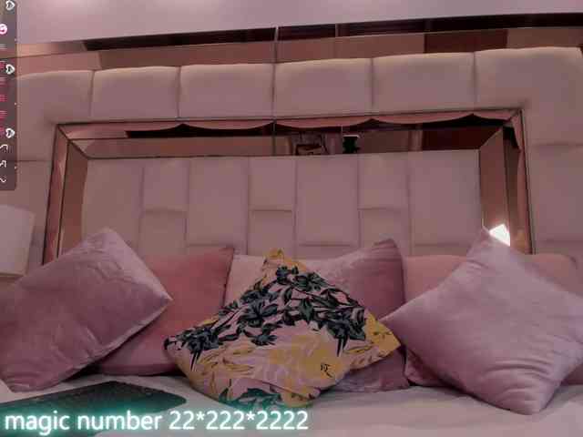 anyi-sweet-tits webcam