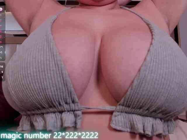 anyi-sweet-tits webcam