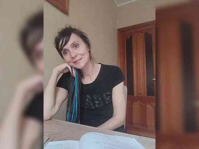Hellenalonenochka webcam