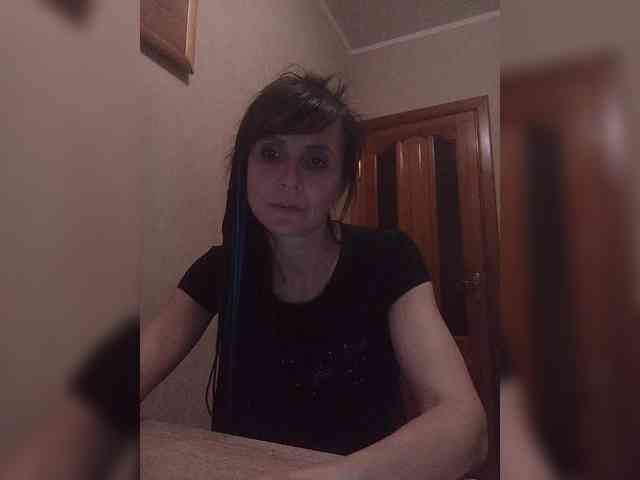 Hellenalonenochka webcam