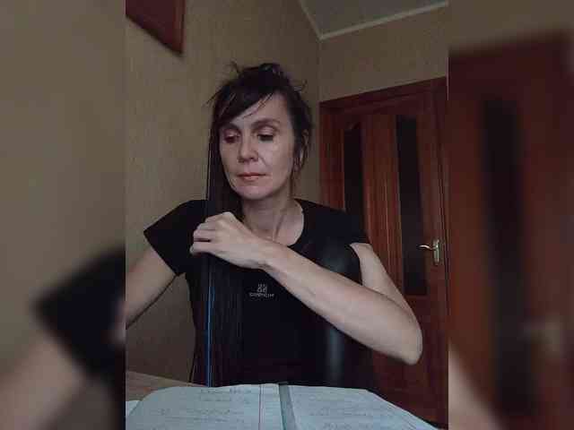 Hellenalonenochka webcam