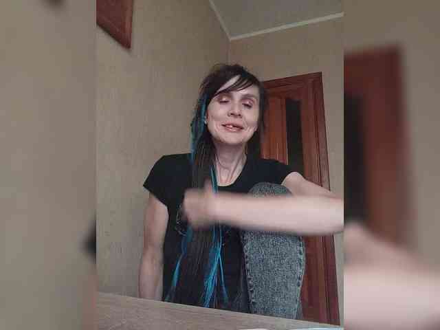 Hellenalonenochka webcam