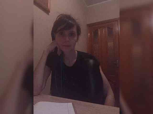 Hellenalonenochka webcam