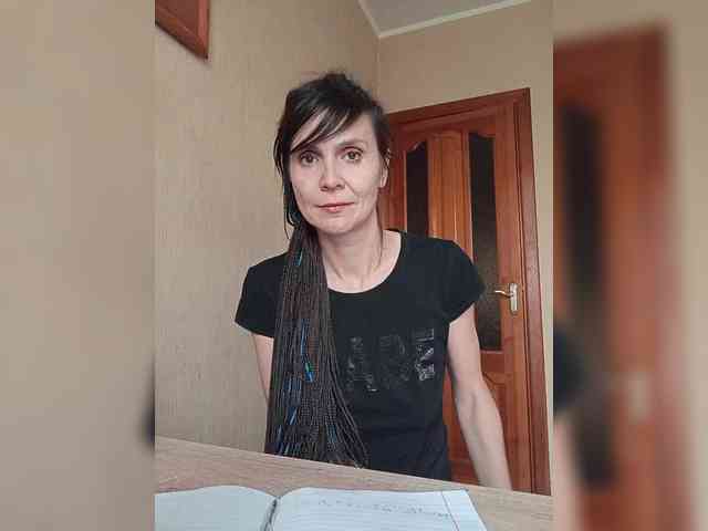 Hellenalonenochka webcam