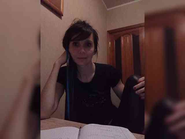Hellenalonenochka webcam