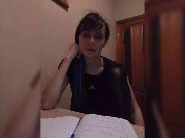 Hellenalonenochka webcam