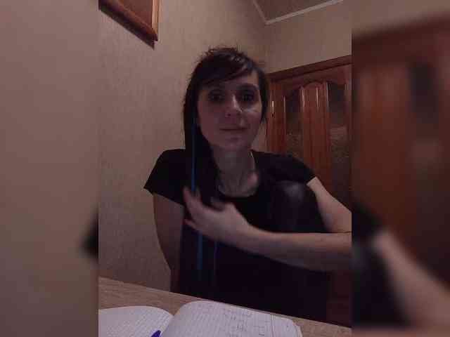 Hellenalonenochka webcam