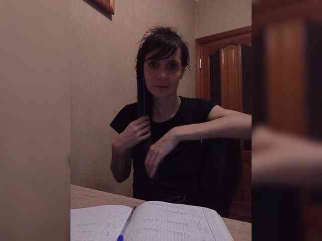Hellenalonenochka webcam