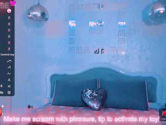 SoNakeDream webcam