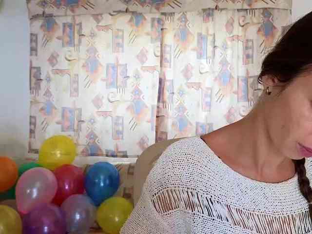 Miss_Milka webcam