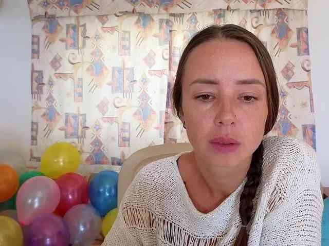 Miss_Milka webcam